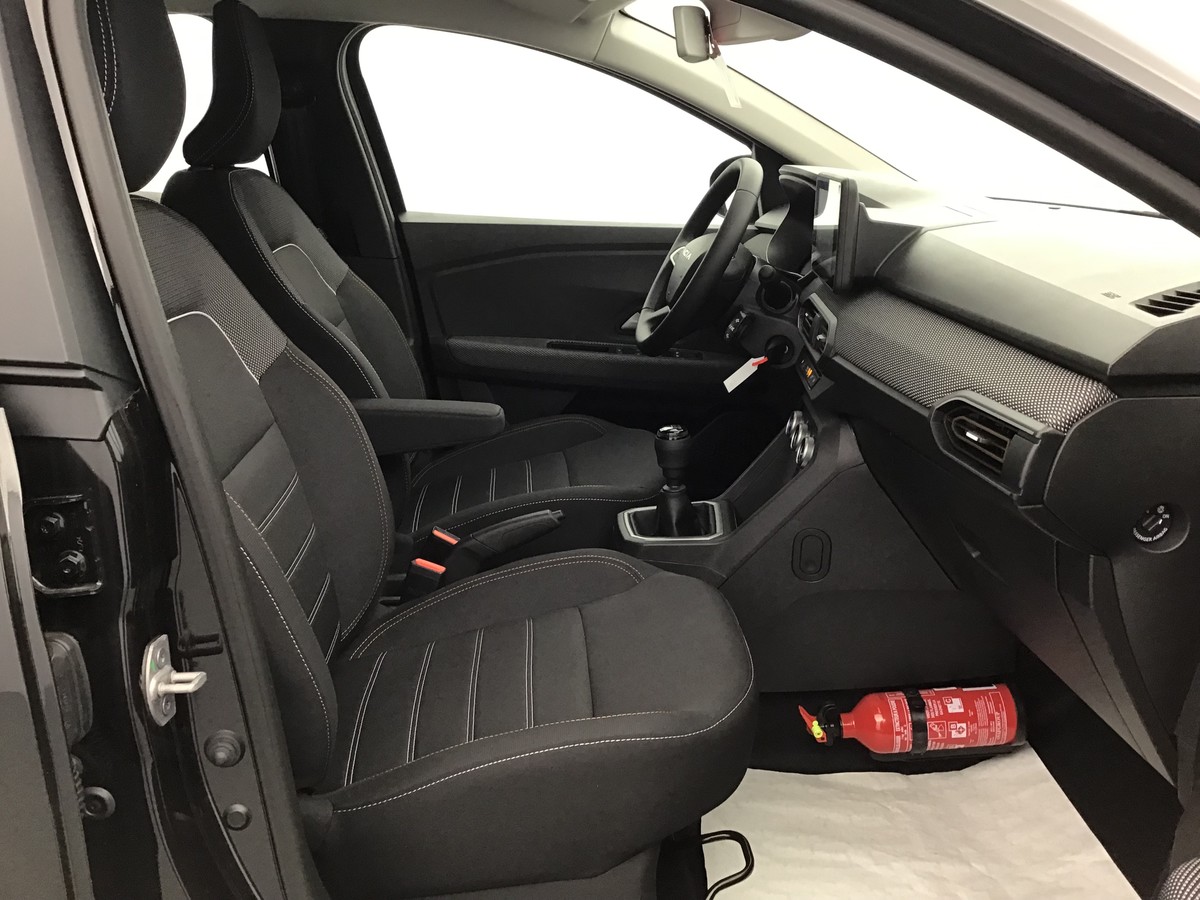N201201_p3 - DACIA - SANDERO - 2025 - photo 6
