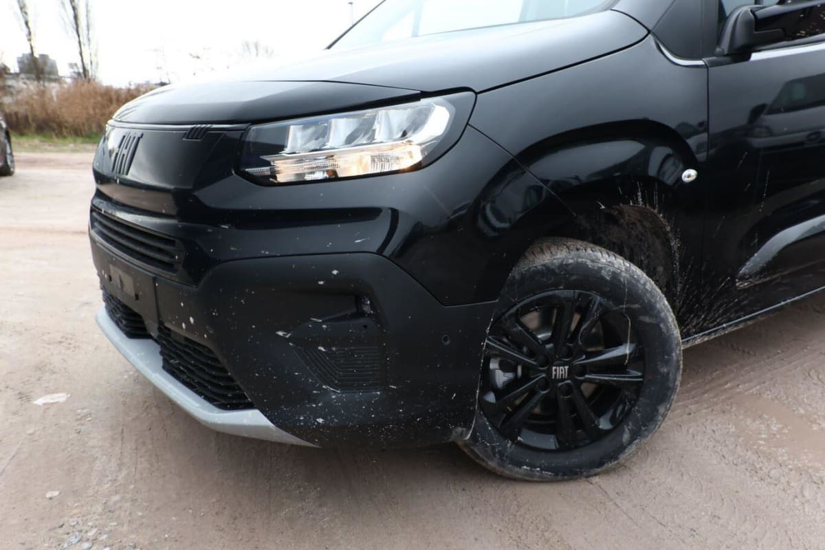 365659_p2 - FIAT - DOBLO - 2025 - photo 5