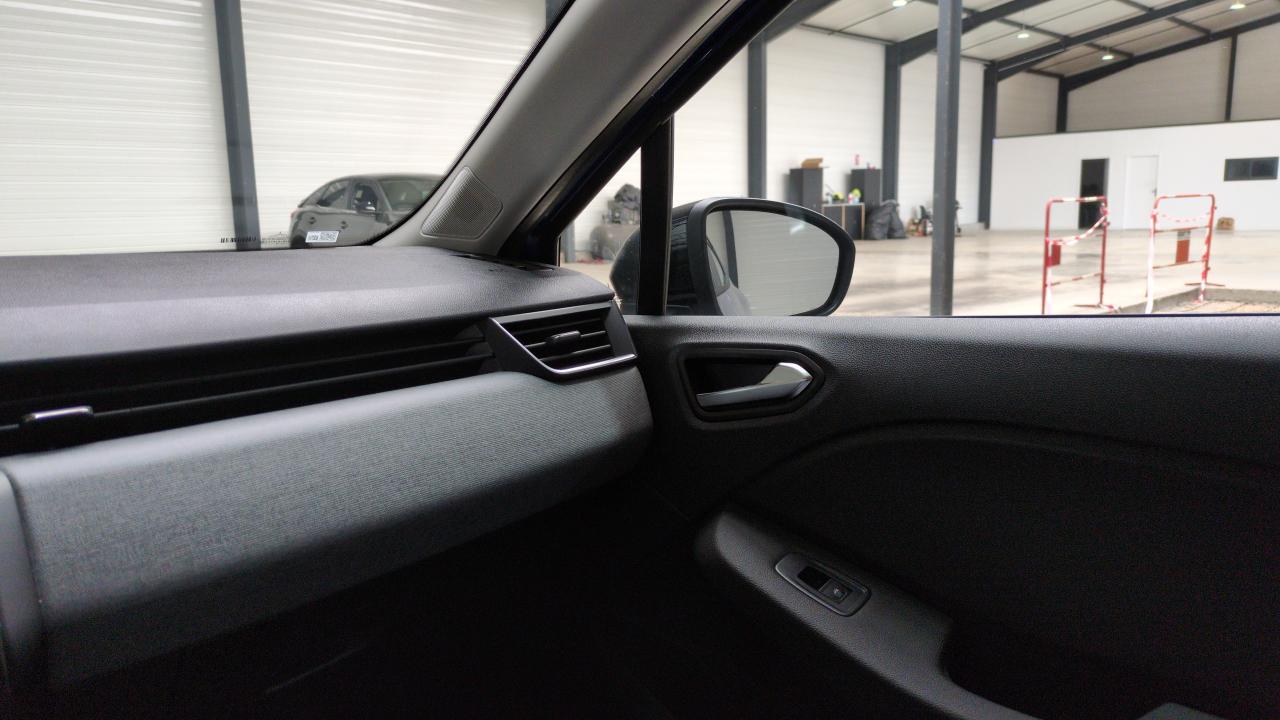 45464_p28 - RENAULT - CLIO 5 - 2025 - photo 18