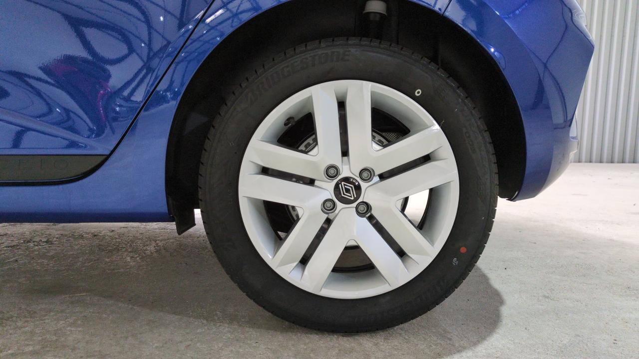 45464_p28 - RENAULT - CLIO 5 - 2025 - photo 6