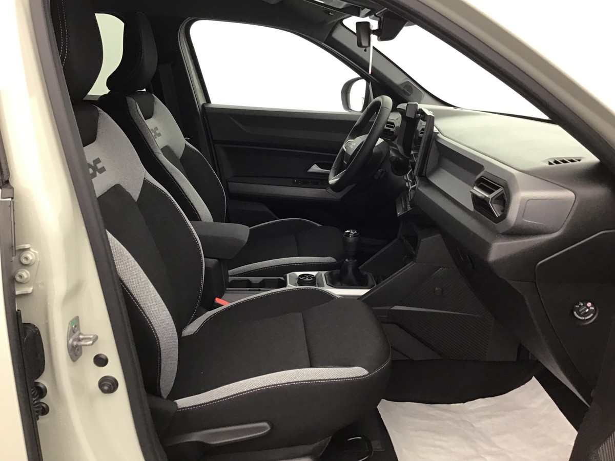 N200294_p3 - DACIA - DUSTER - 2025 - photo 6