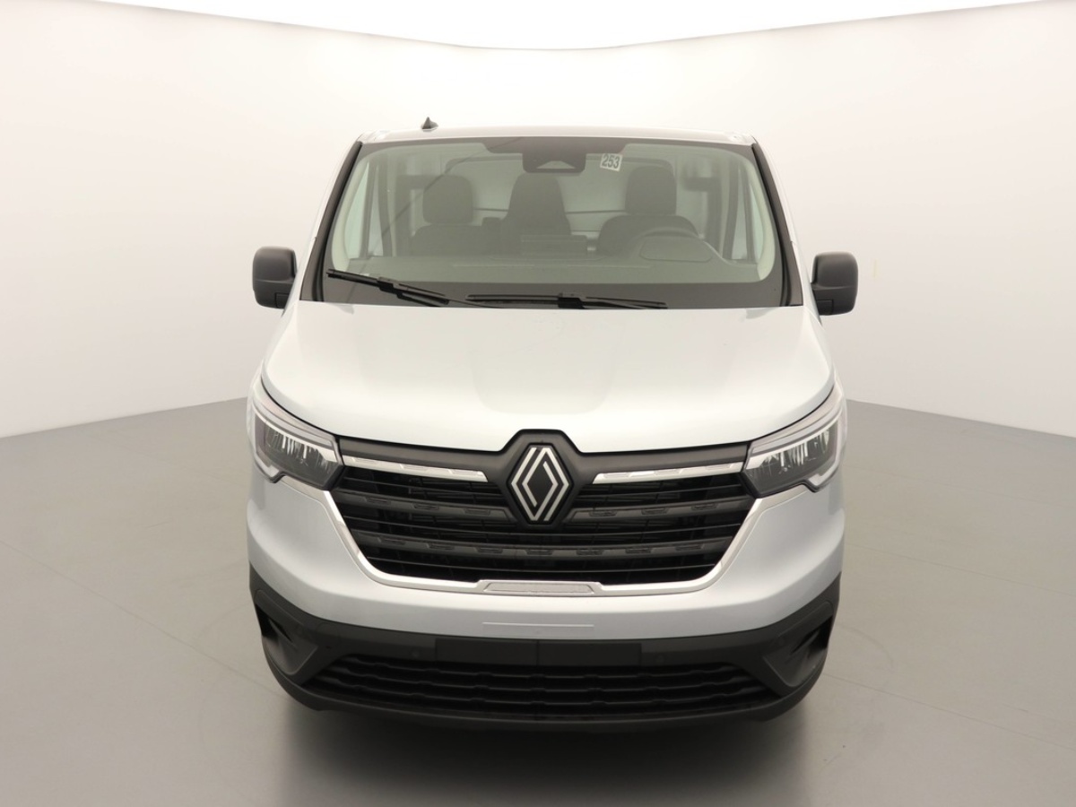 N200344_p3 - RENAULT - TRAFIC - 2025 - photo 3