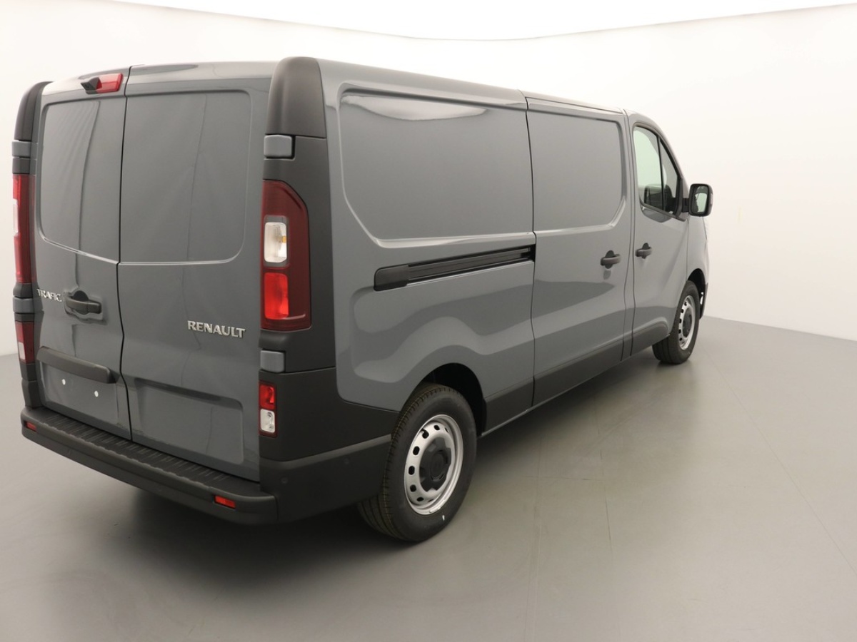 N200345_p3 - RENAULT - TRAFIC - 2025 - photo 2