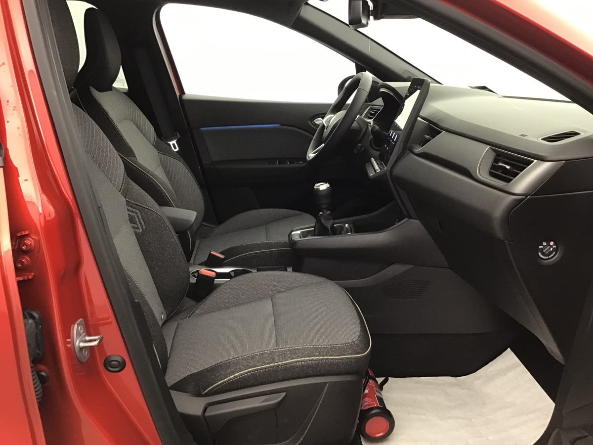 N200381_p3 - RENAULT - CAPTUR - 2025 - photo 6