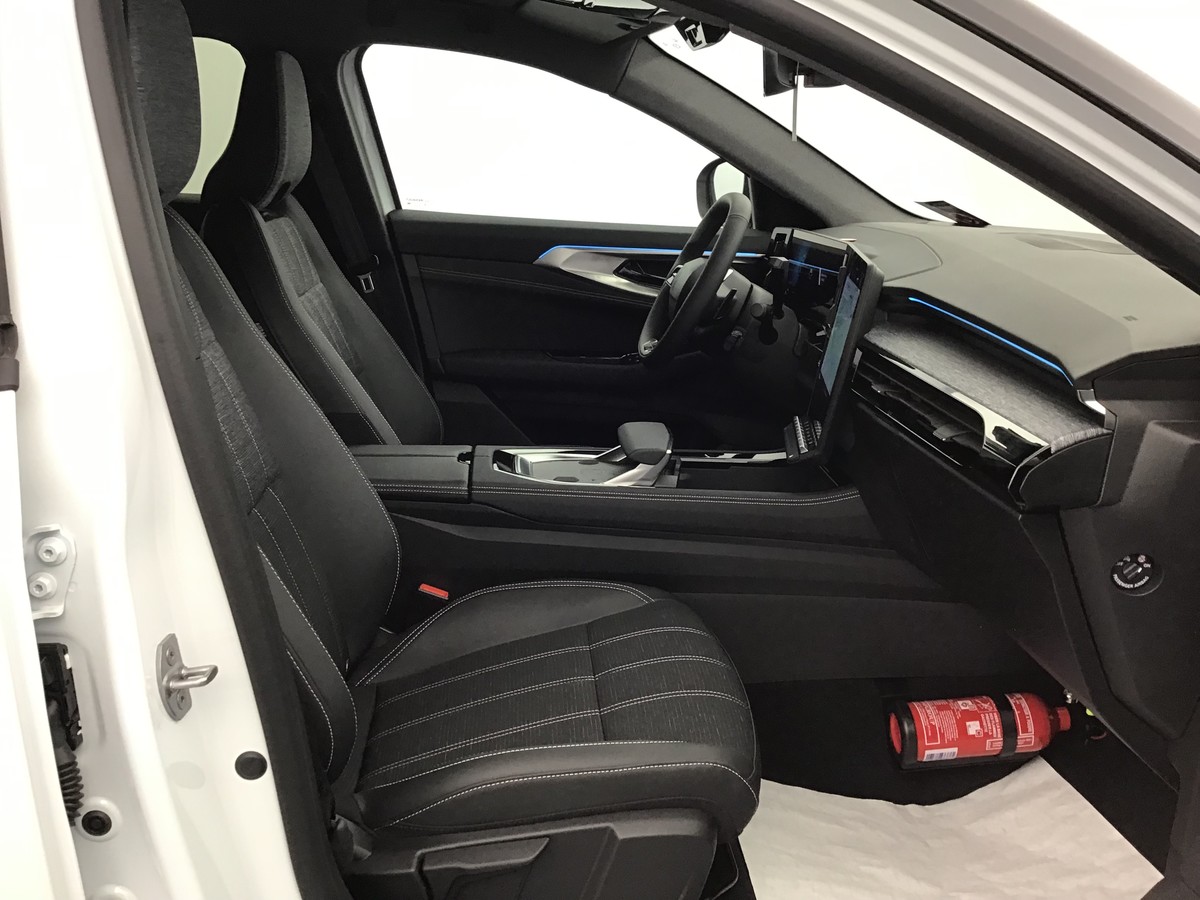 N200423_p3 - RENAULT - AUSTRAL - 2025 - photo 6