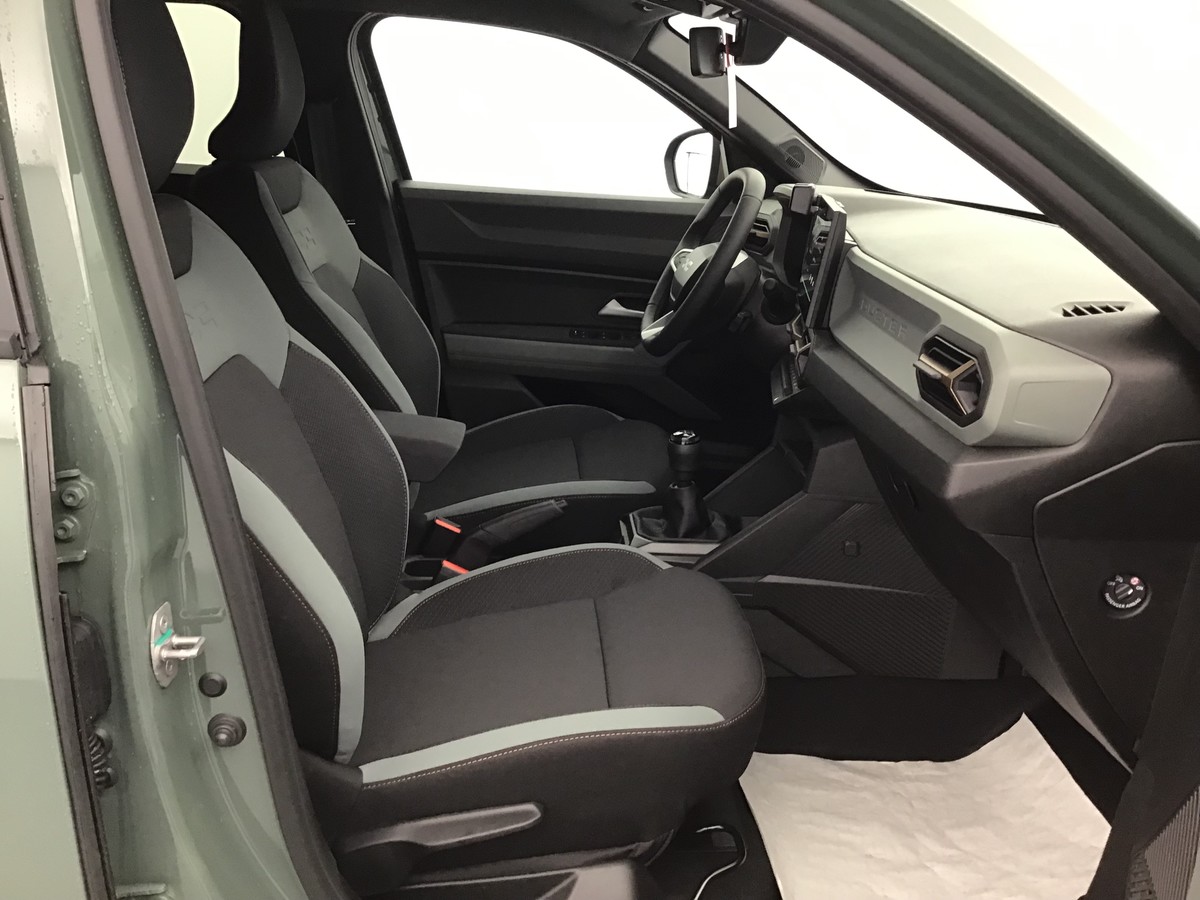 N200685_p3 - DACIA - DUSTER - 2025 - photo 6