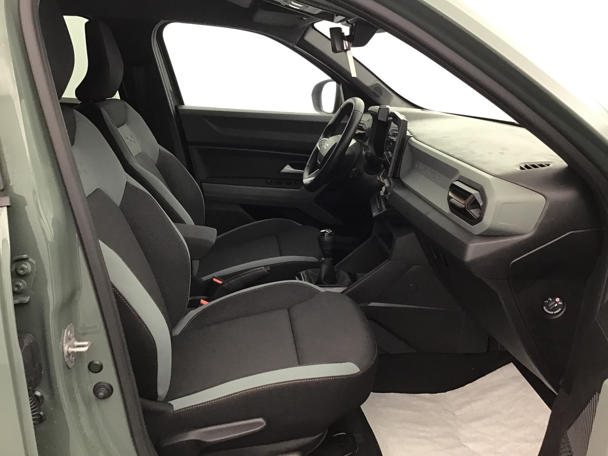 N201237_p3 - DACIA - DUSTER - 2025 - photo 6