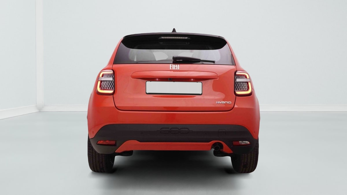 366609_p2 - FIAT - 600 - 2025 - photo 4