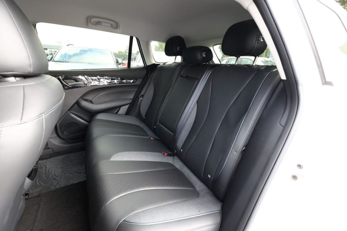 368583_p2 - MG - MG5 - 2025 - photo 10