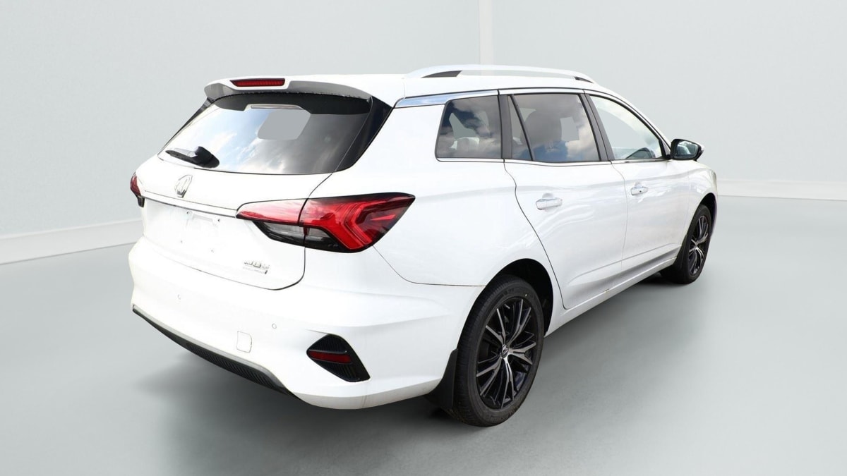 368583_p2 - MG - MG5 - 2025 - photo 3