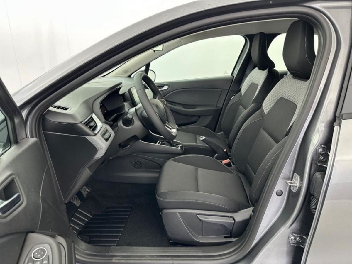 366837_p2 - RENAULT - CLIO 5 - 2025 - photo 9