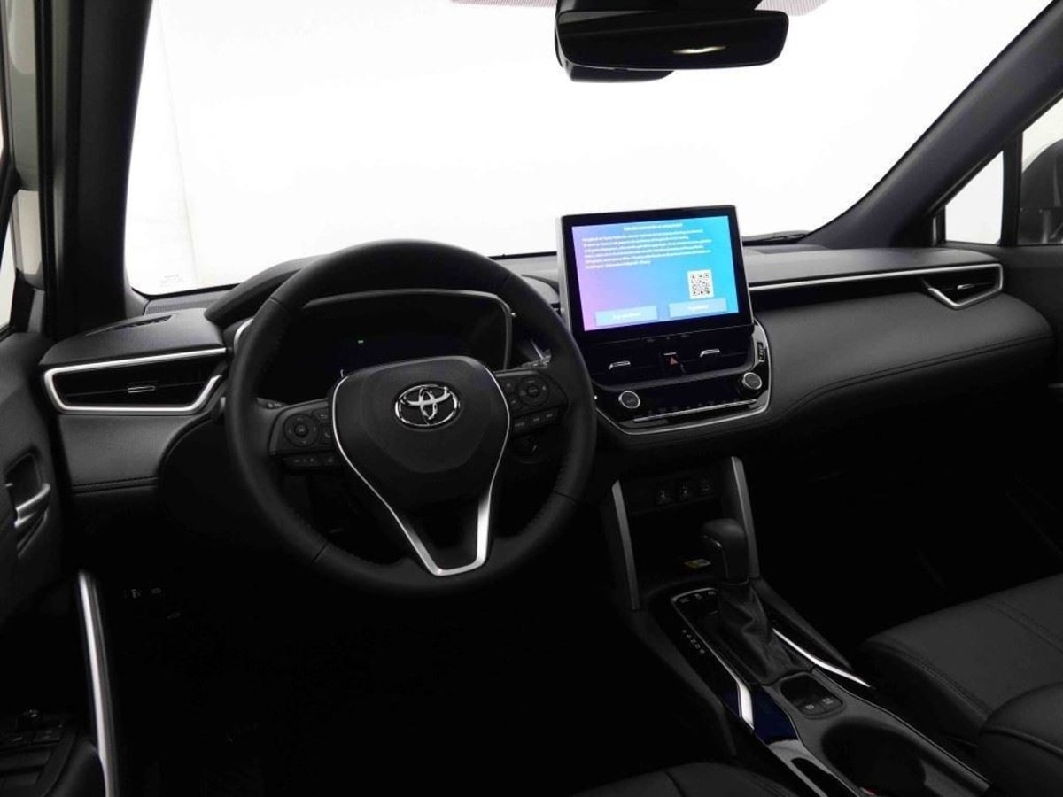 355944_p2 - TOYOTA - COROLLA CROSS - 2025 - photo 7