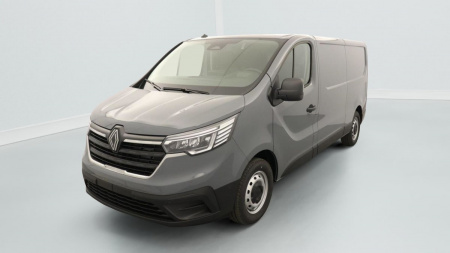 369816_p2 - RENAULT - TRAFIC - 2025