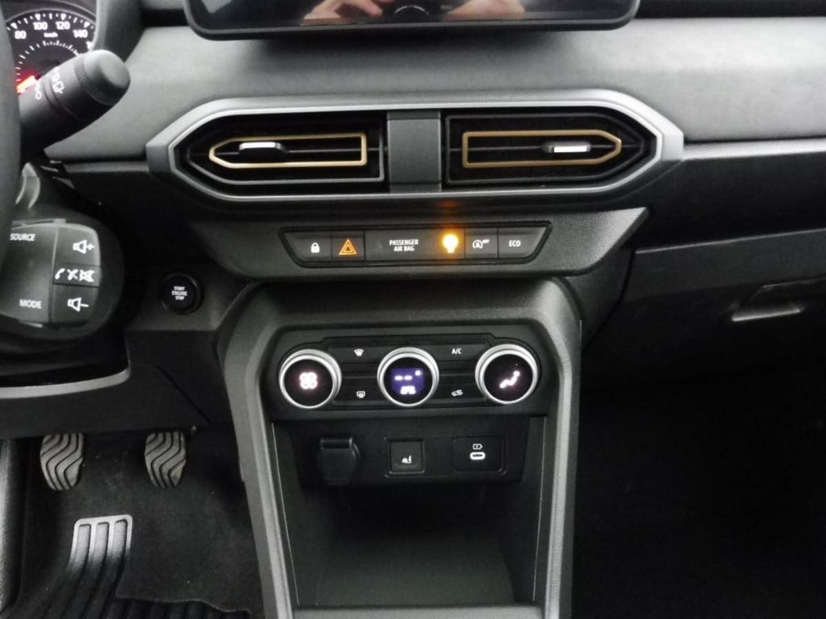 370002_p2 - DACIA - JOGGER - 2025 - photo 7