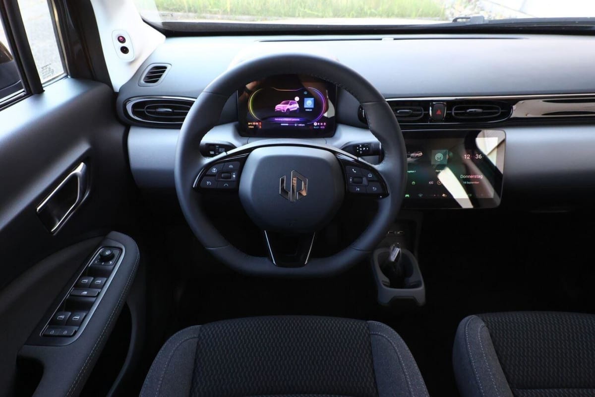 372187_p2 - LEAPMOTOR - T03 - 2026 - photo 7