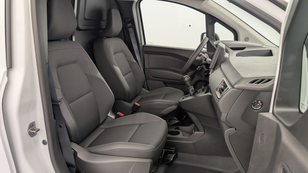 370211_p2 - RENAULT - KANGOO - 2025 - photo 9