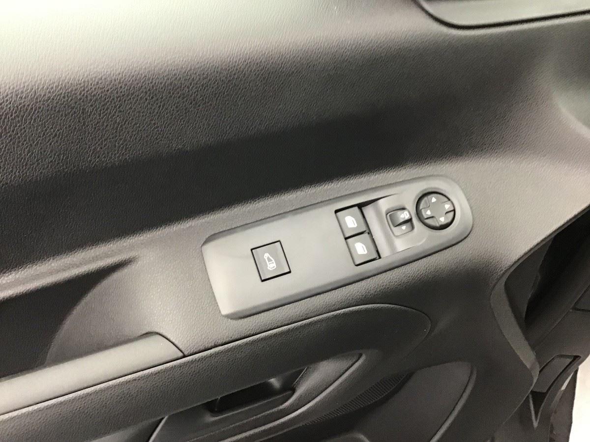 374201_p2 - OPEL - COMBO - 2026 - photo 9