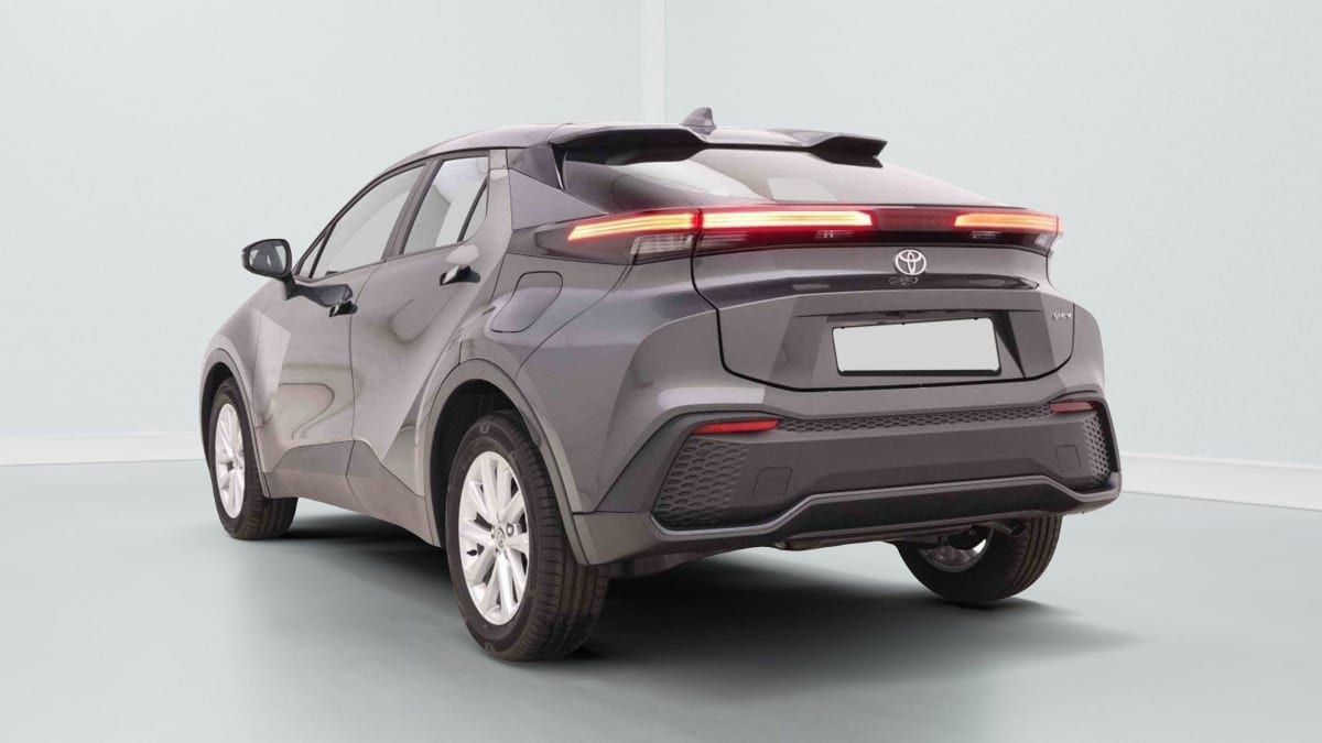 360923_p2 - TOYOTA - C HR - 2025 - photo 4