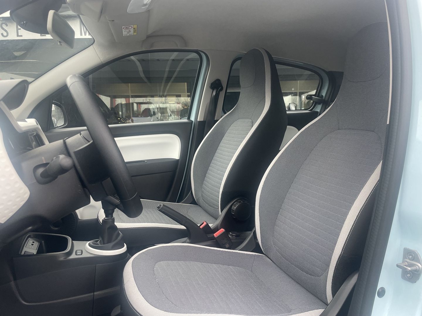 53949549 - RENAULT - TWINGO - 2024 - photo 5