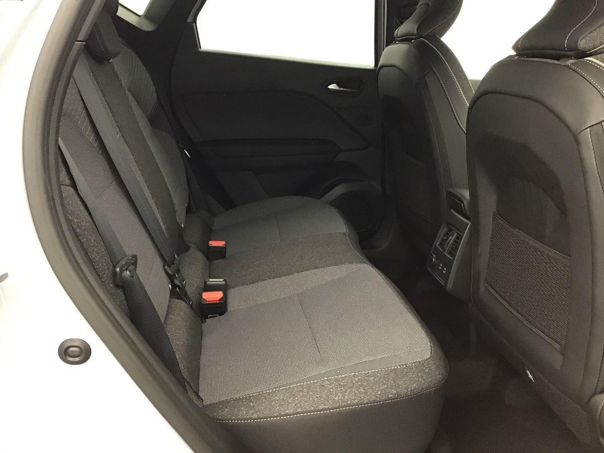 369832_p2 - RENAULT - CAPTUR - 2026 - photo 7