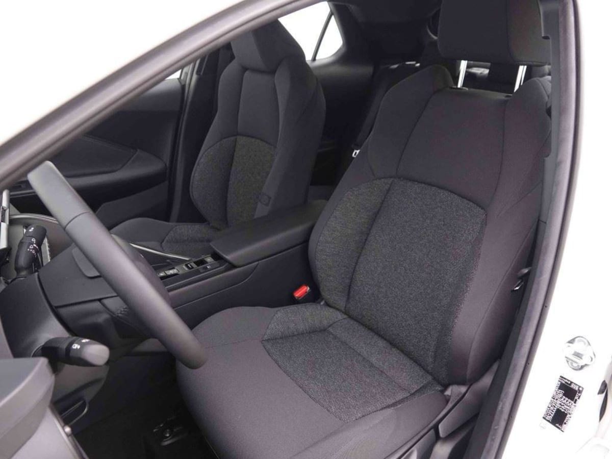 360921_p2 - TOYOTA - C HR - 2026 - photo 7