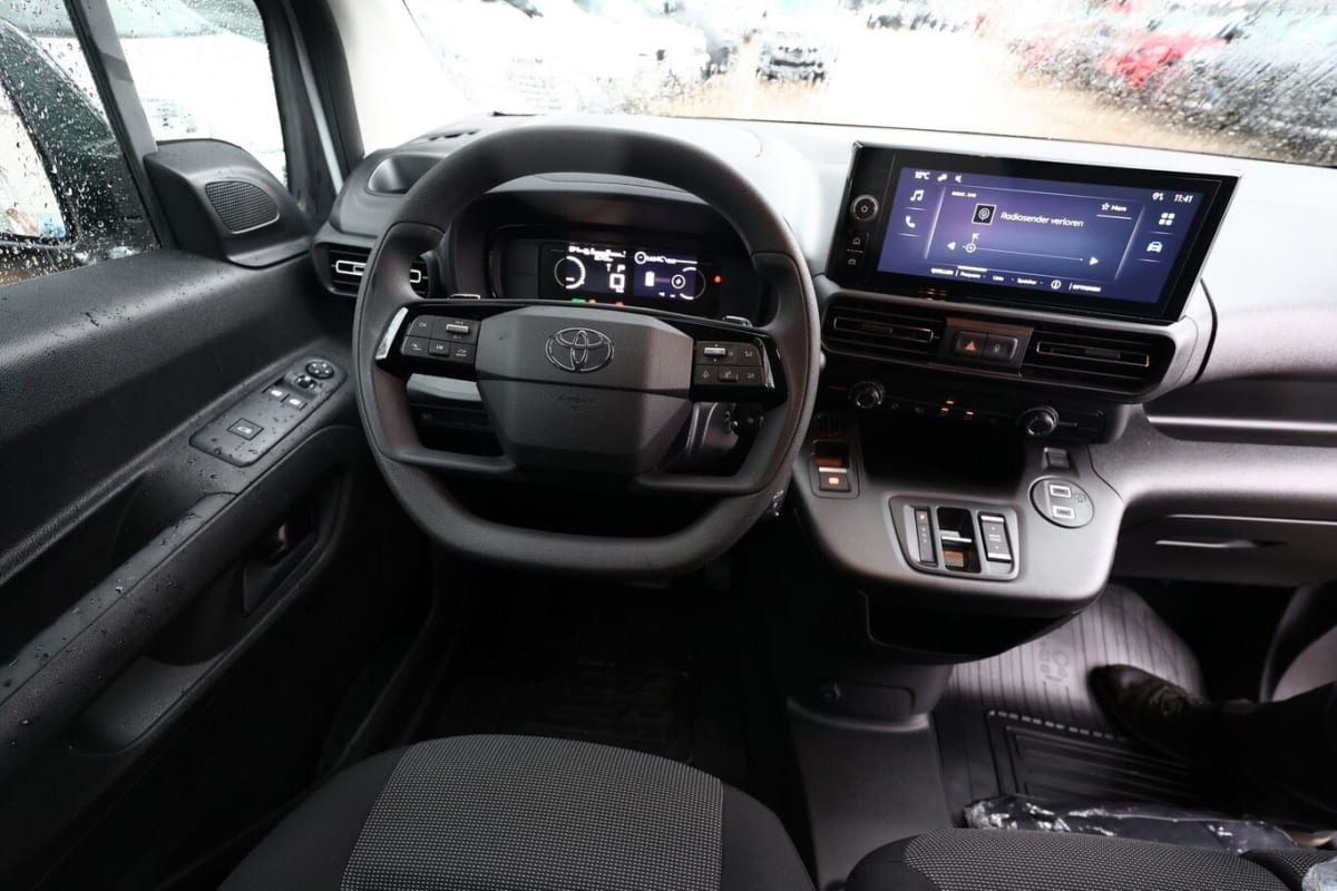 377679_p2 - TOYOTA - PROACE CITY - 2026 - photo 7