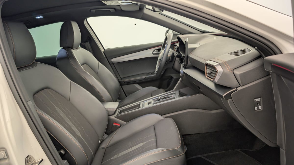 332313_p2 - CUPRA - FORMENTOR - 2022 - photo 7