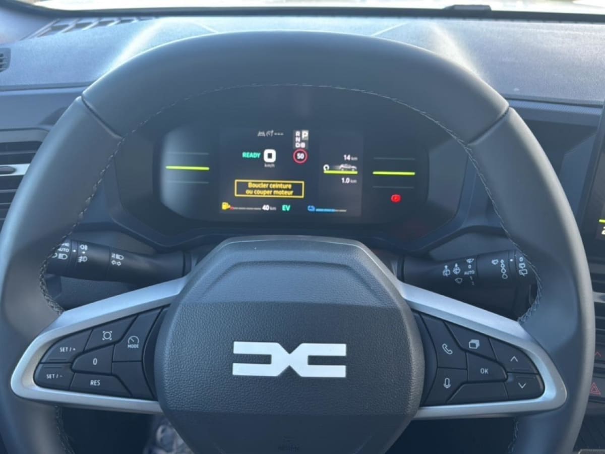 379439_p2 - DACIA - DUSTER - 2025 - photo 10