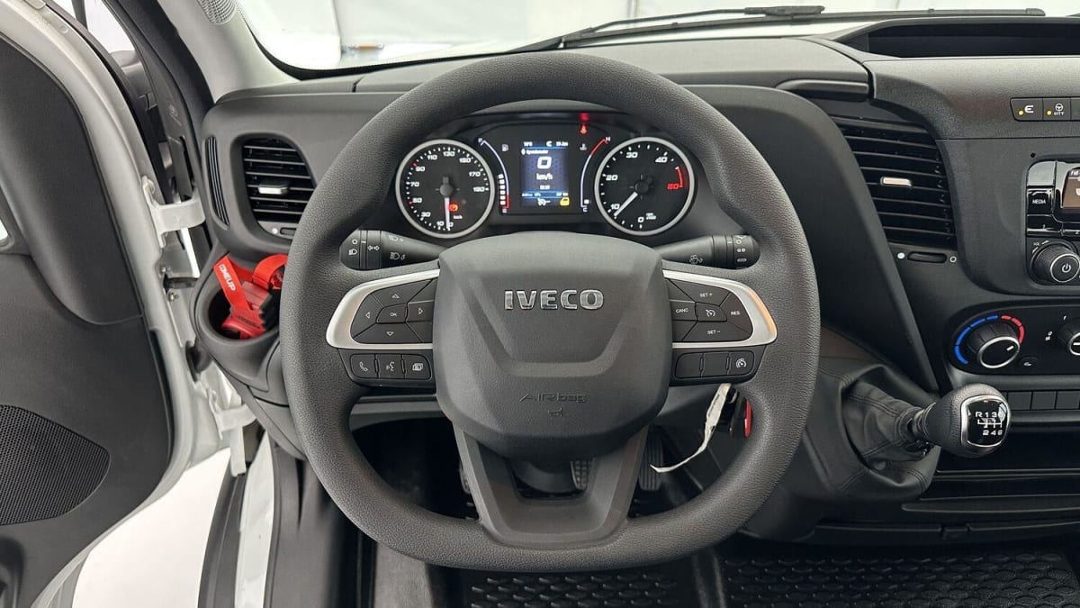 318835_p2 - IVECO - DAILY - 2026 - photo 9