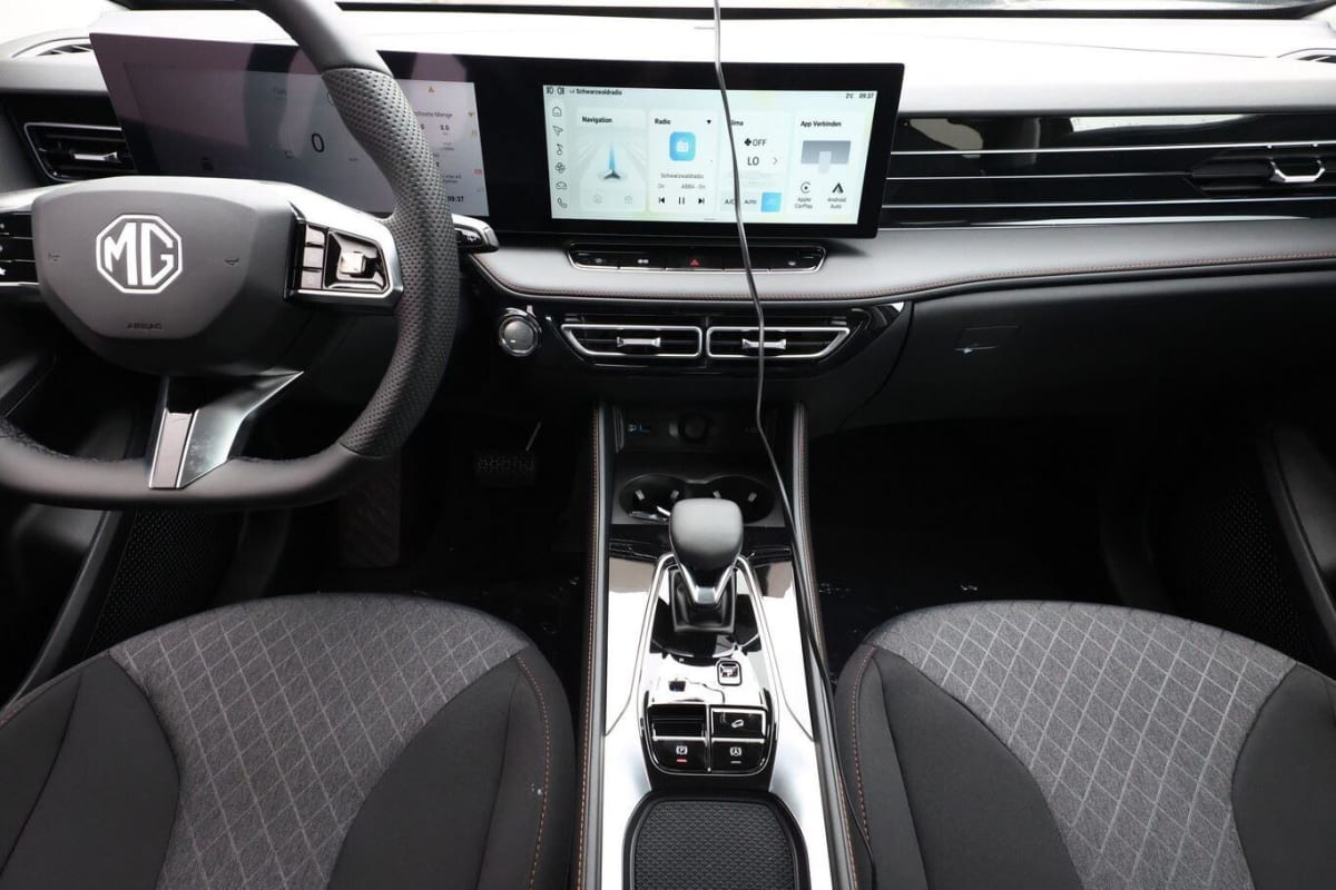 379758_p2 - MG - EHS - 2026 - photo 7